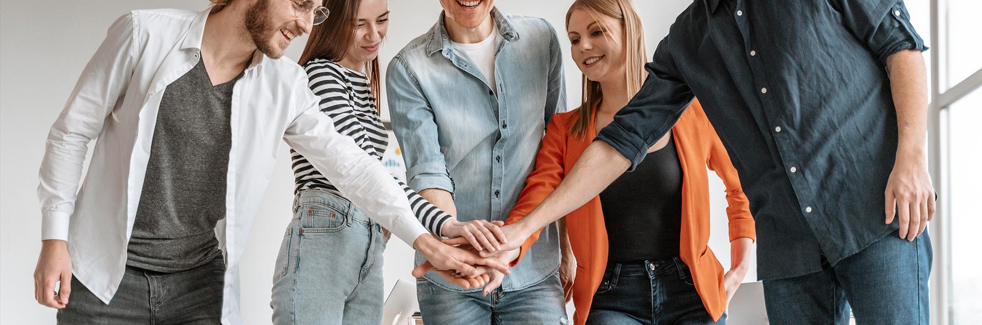 曼城英超两,分丢,西汉姆联终,Ag亚游真人娱乐官方网站,视频直播,免费试玩,Asia,Gaming