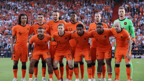 国米可能外借卡博尼，转会协议含回购条款