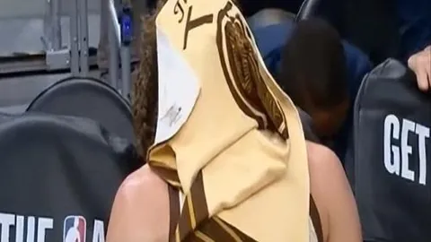 “客场战神能否再展雄风？快船主场能否逆袭翻盘？”